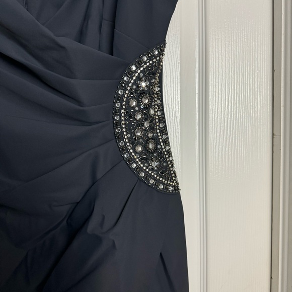 Alex Evenings Petite Beaded Ruched Sheath Dress - Picture 5 of 9